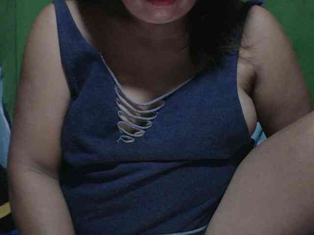 PinayAnna webcam