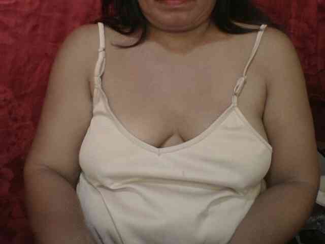 PinayAnna webcam
