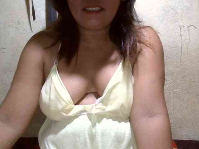 PinayAnna webcam