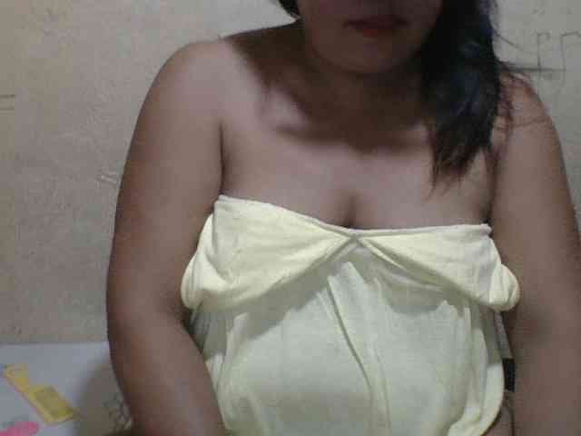 PinayAnna webcam