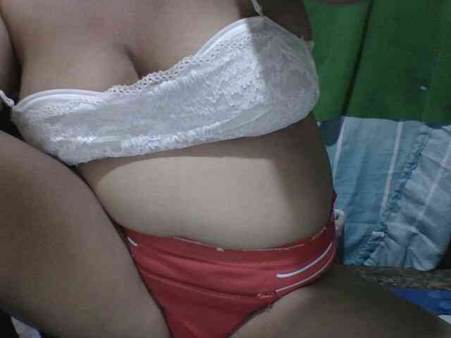 PinayAnna webcam