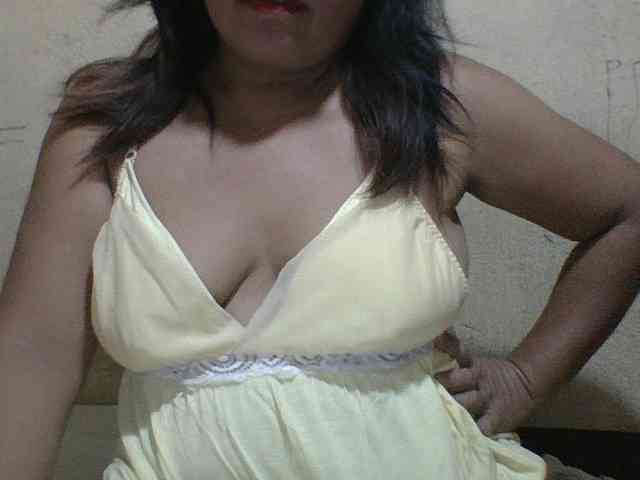 PinayAnna webcam