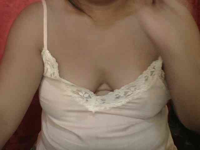 PinayAnna webcam