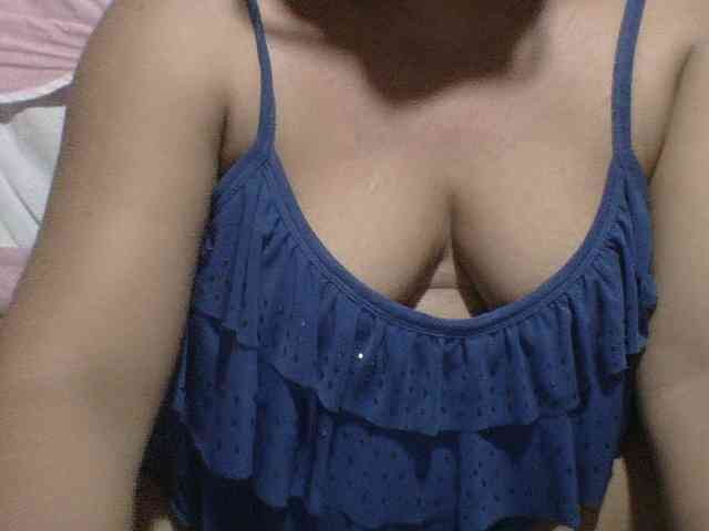 PinayAnna webcam
