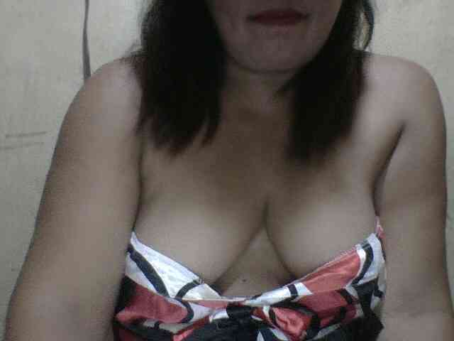 PinayAnna webcam