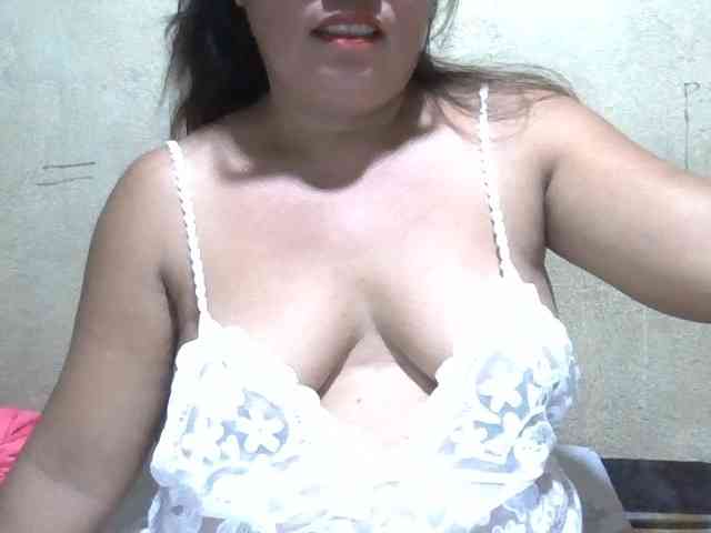 PinayAnna webcam