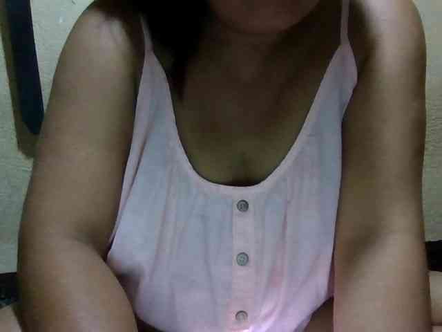 PinayAnna webcam