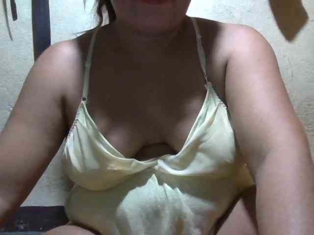 PinayAnna webcam