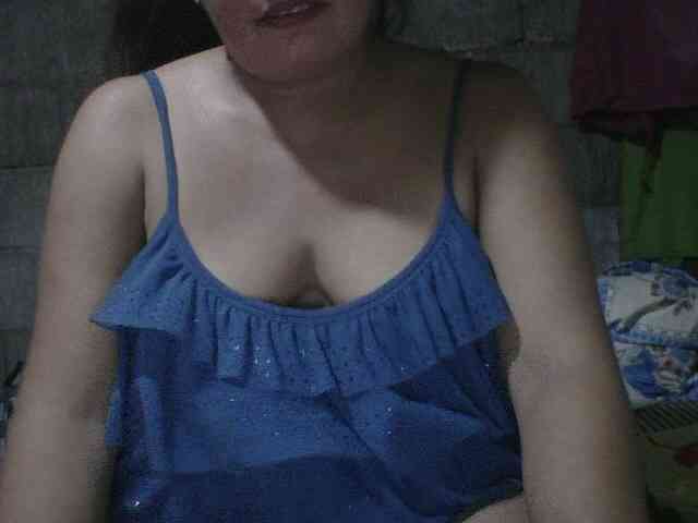 PinayAnna webcam