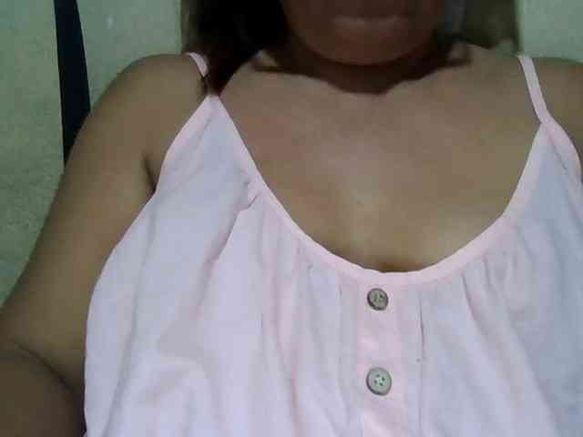 PinayAnna webcam