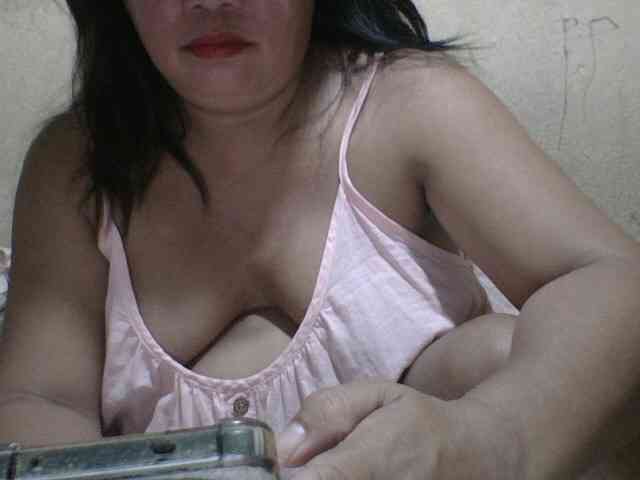 PinayAnna webcam