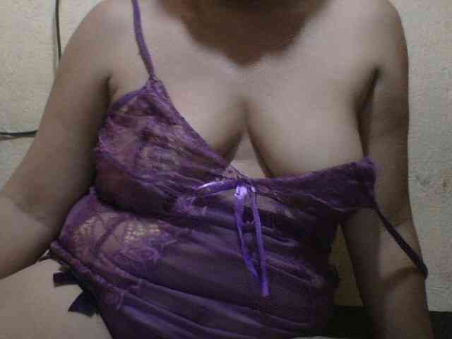 PinayAnna webcam