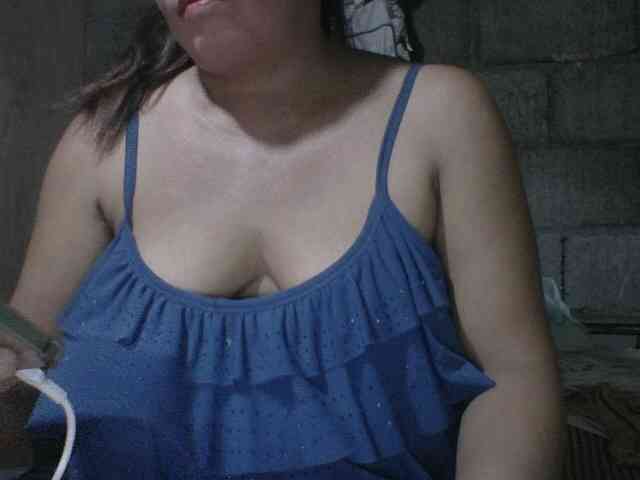 PinayAnna webcam