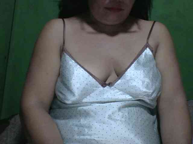 PinayAnna webcam