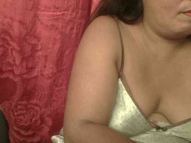 PinayAnna webcam