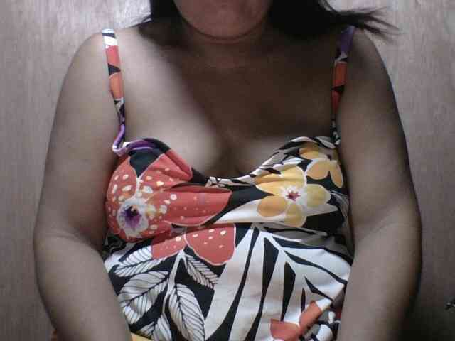 PinayAnna webcam
