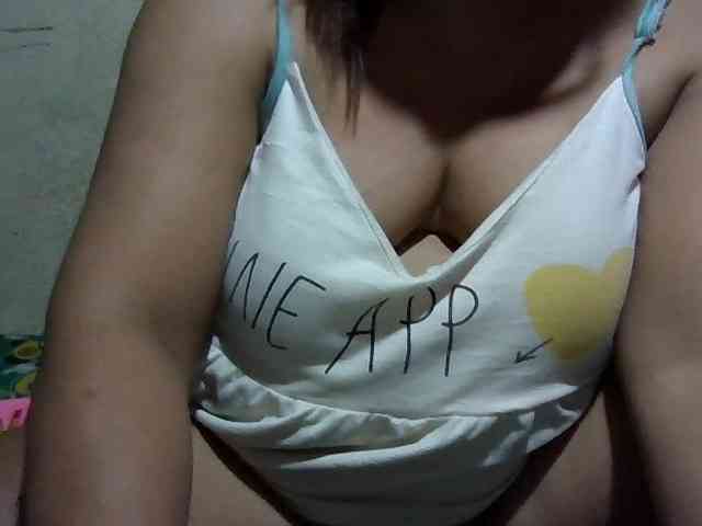 PinayAnna webcam