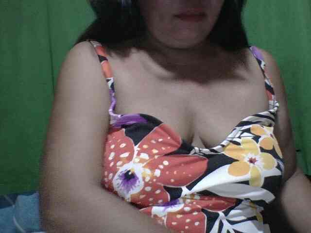 PinayAnna webcam