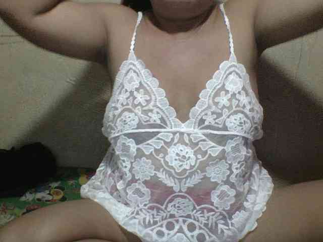 PinayAnna webcam