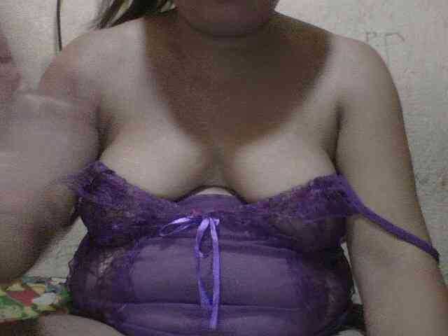 PinayAnna webcam