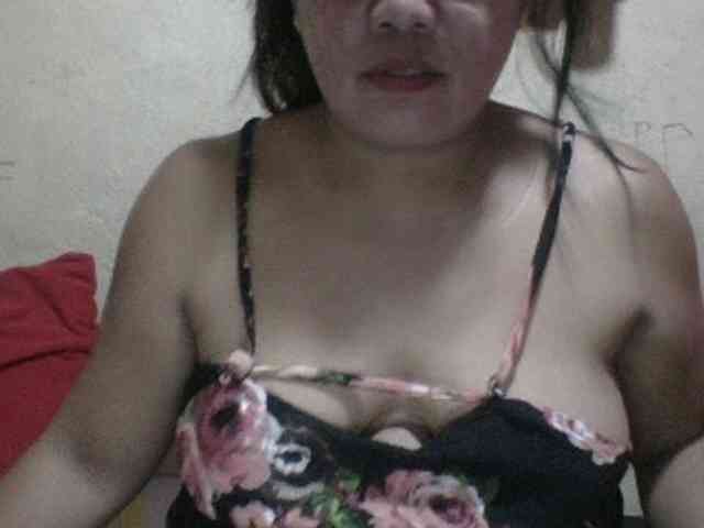 PinayAnna webcam