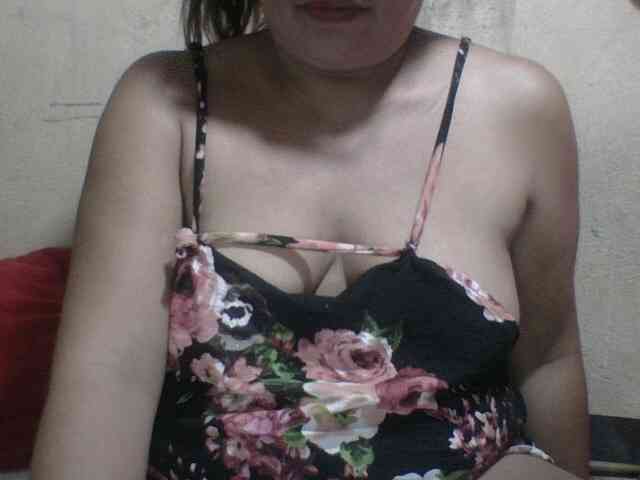 PinayAnna webcam