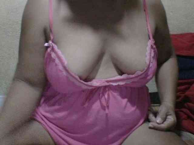 PinayAnna webcam