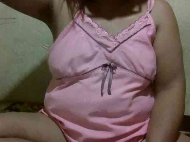PinayAnna webcam
