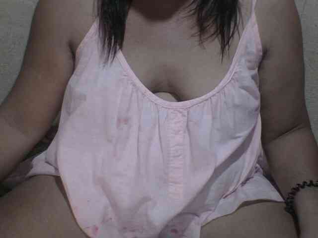 PinayAnna webcam