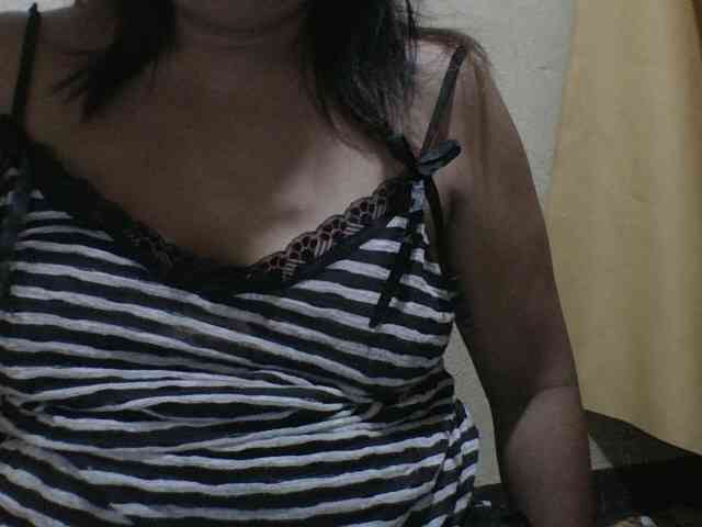 PinayAnna webcam