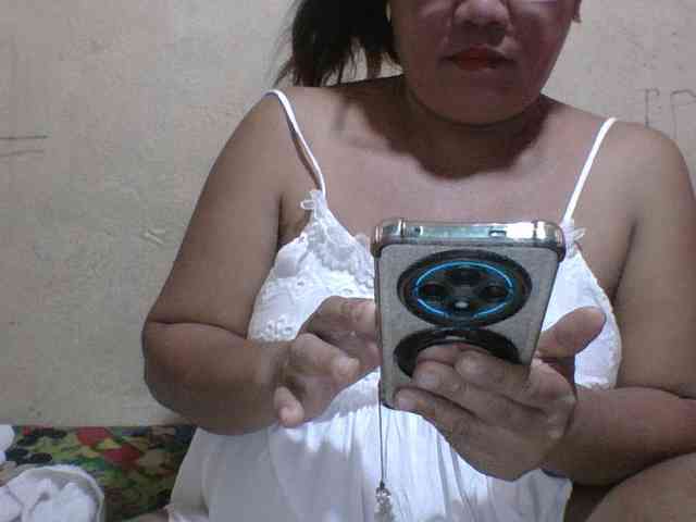 PinayAnna webcam