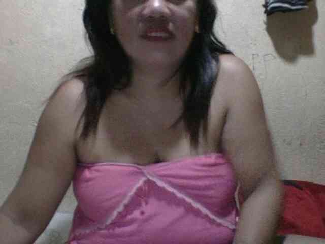 PinayAnna webcam