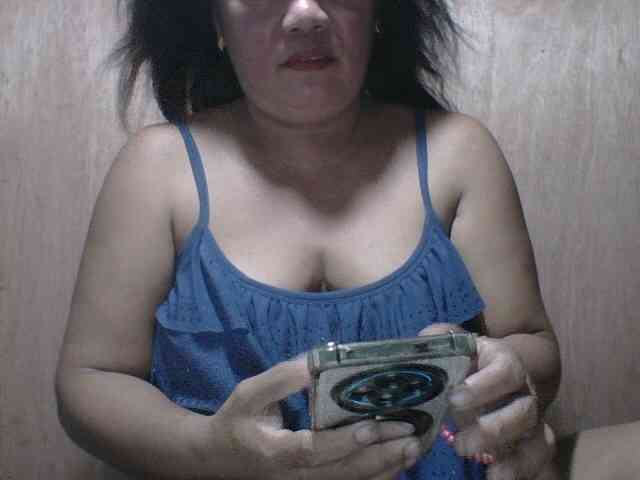 PinayAnna webcam