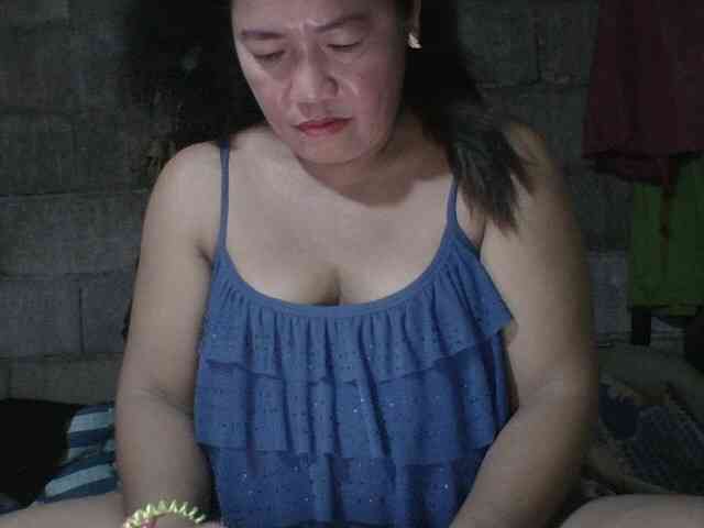 PinayAnna webcam