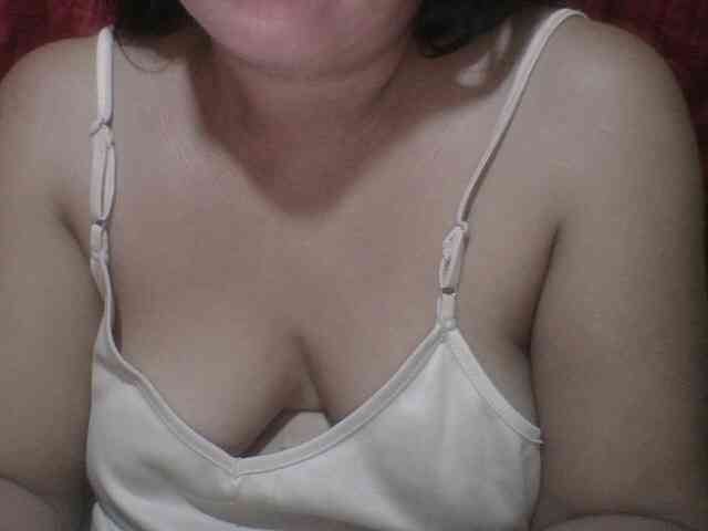 PinayAnna webcam