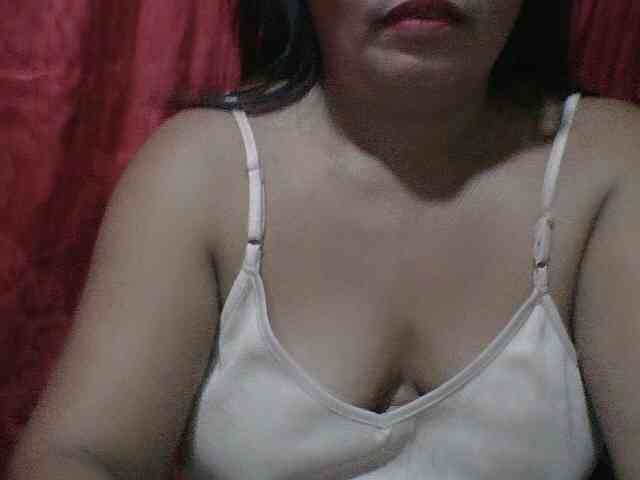 PinayAnna webcam