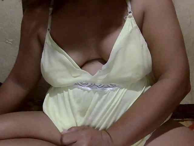 PinayAnna webcam