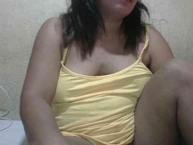 PinayAnna webcam