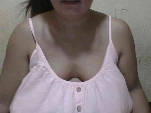 PinayAnna webcam