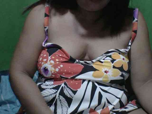PinayAnna webcam