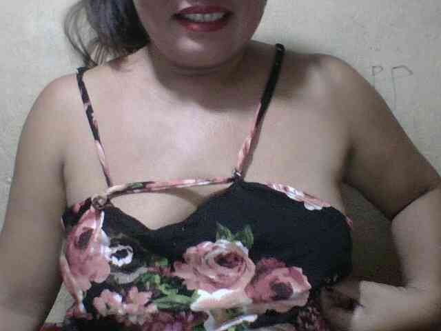 PinayAnna webcam