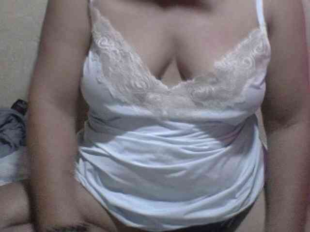 PinayAnna webcam