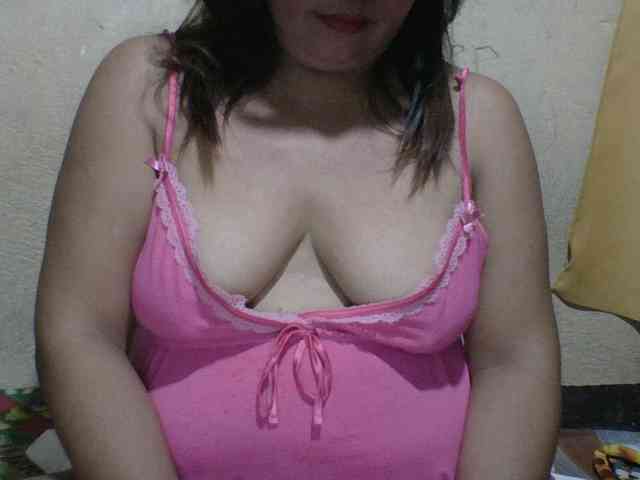 PinayAnna webcam