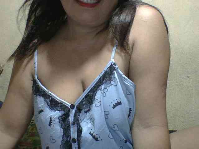 PinayAnna webcam