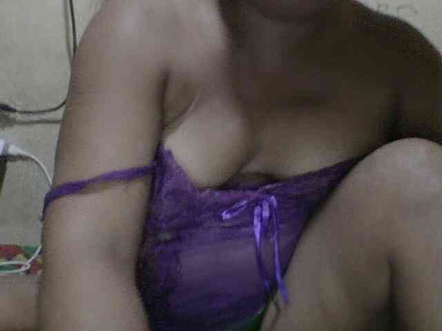 PinayAnna webcam