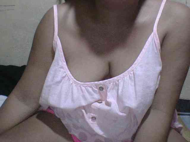 PinayAnna webcam
