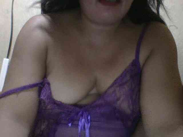 PinayAnna webcam