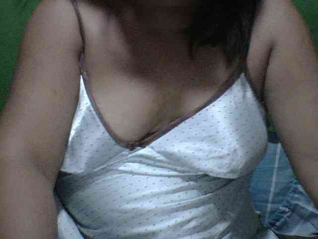 PinayAnna webcam