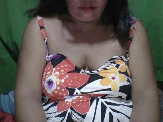 PinayAnna webcam