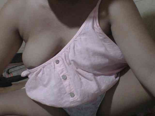 PinayAnna webcam